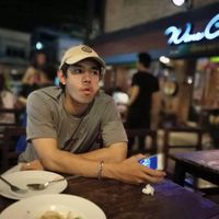 Paratakron Booncharoen's Photo