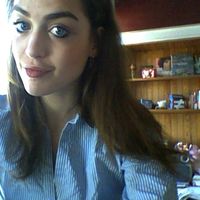 Julia Lyonnais的照片