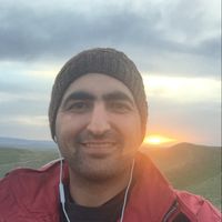 Ebi Houshyar的照片