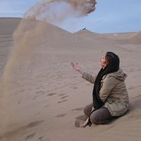 Azadeh Azi的照片
