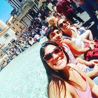 Vania Martinez's Photo