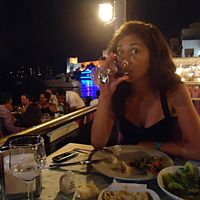 Fotos de Esra Bayramoglu