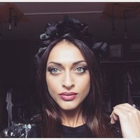 Yuliya Rozhkovetska的照片