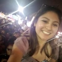 Sabrina Claros的照片