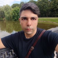 Arash Monadjem的照片