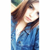 Büsra Bulut的照片