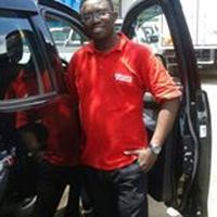 Robert Bellamy Ndaliro的照片