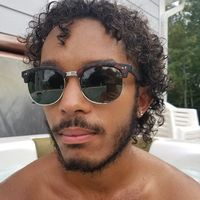 Dylan Aaron的照片