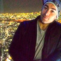 James Devereux的照片