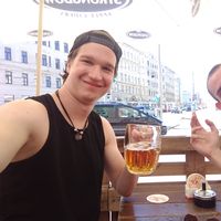 Dominik Karlóczy的照片