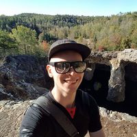 KARL RAYMOND的照片