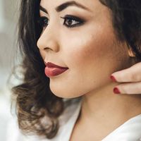 Andrea Martins's Photo