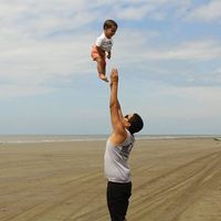 Andres Estupinan的照片