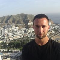 Maciej Dąbrowski的照片