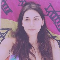 pelin soylu的照片