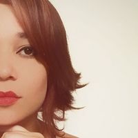 Júlia Blood的照片