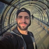 Hichem Abidat's Photo