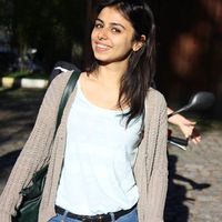 Şule Tüzen的照片