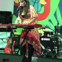 May Kavelin的照片