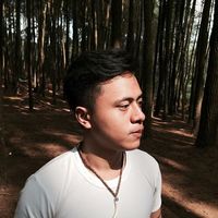 Jonathan Edward的照片