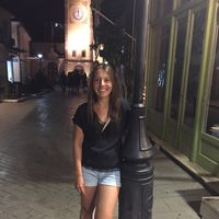 Sabrina Esmeralda的照片