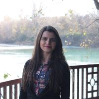 Melike melike's Photo