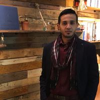 Semaoui Rostom的照片