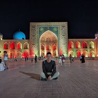 Jesse Hellemn's Photo