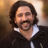 Skon Hlioui的照片