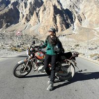 MARINA LOWTHIAN's Photo