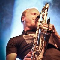 Cyril Thiry的照片