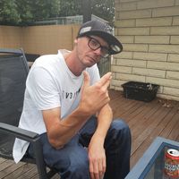 Liam Mcscheap的照片