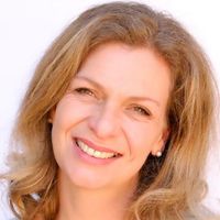 Lizanne Jefferies的照片