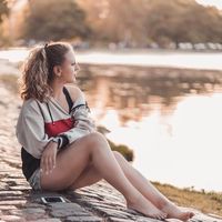 Anita  Hapirova的照片