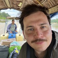 Antek Hryniewiecki的照片