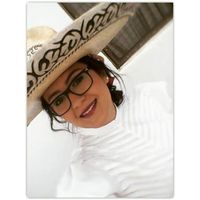 Nayeli Flores Herbert's Photo