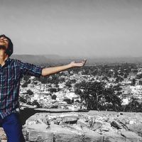 Devesh Chaube的照片