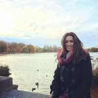 Yassmine Laraki's Photo