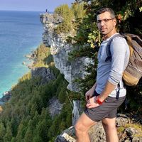 Hosein Hassanzadeh's Photo