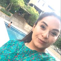 Mahshid Hashemi的照片