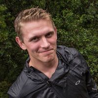 Christian Stevens的照片