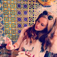 Fotos von Alanna Arena