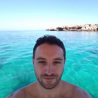 Nicolas GUYOT的照片