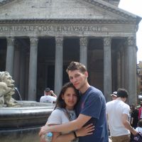 Adam Katona的照片