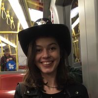 Talya Akcay的照片