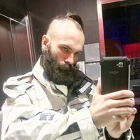 Edward Roma的照片