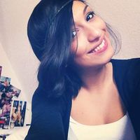 Esra  Mantar's Photo