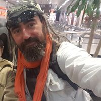 Umut Kamış的照片