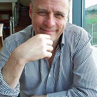 Phil Mac Giolla Bhain的照片