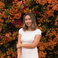 Madelyn Chan-Yoeun的照片